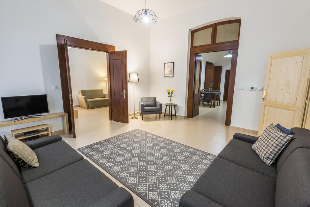 Bohemia Apartments Prague Centre Екстериор снимка
