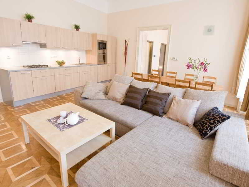 Bohemia Apartments Prague Centre Екстериор снимка