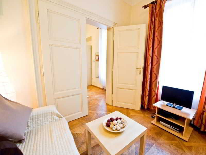 Bohemia Apartments Prague Centre Екстериор снимка