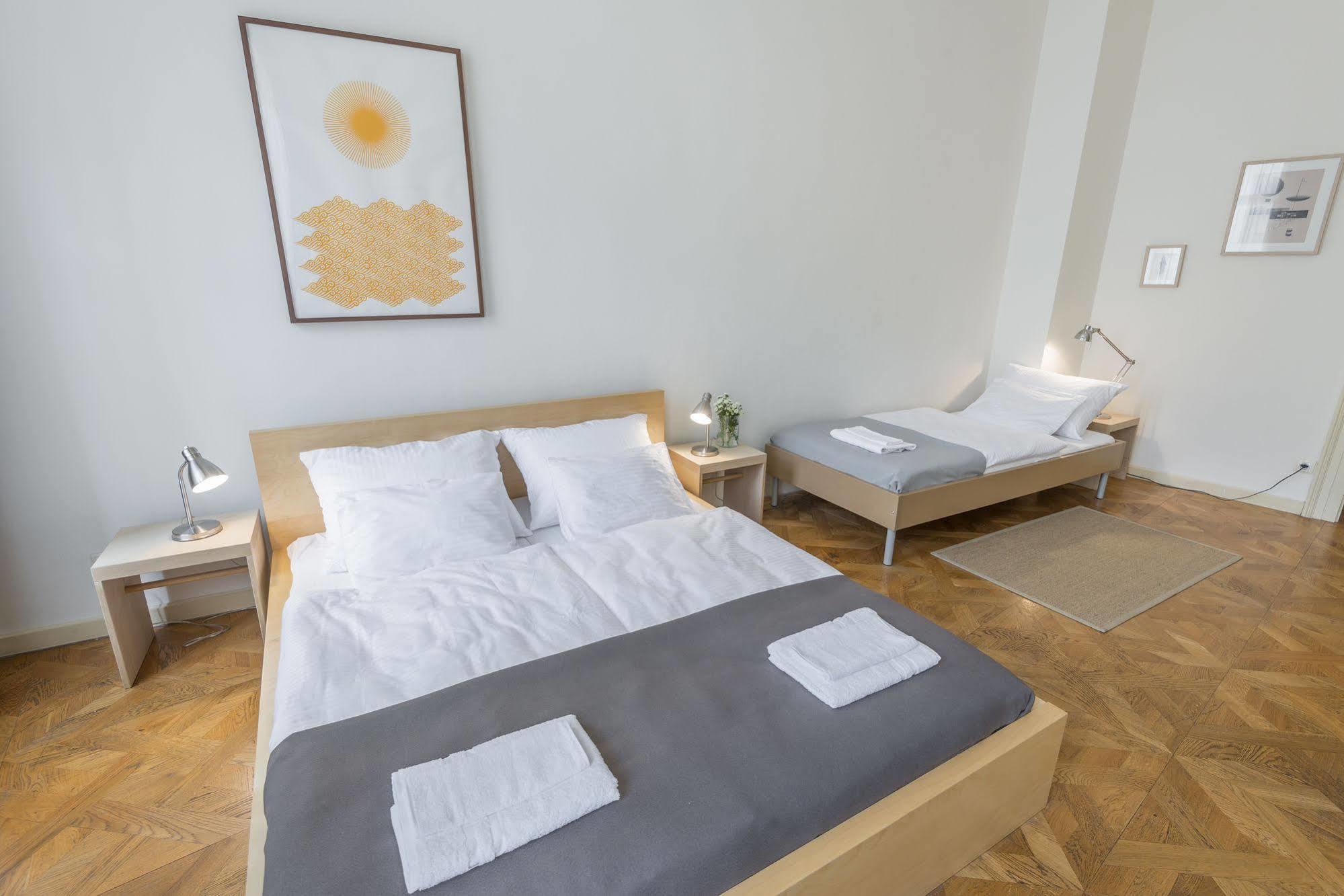 Bohemia Apartments Prague Centre Екстериор снимка