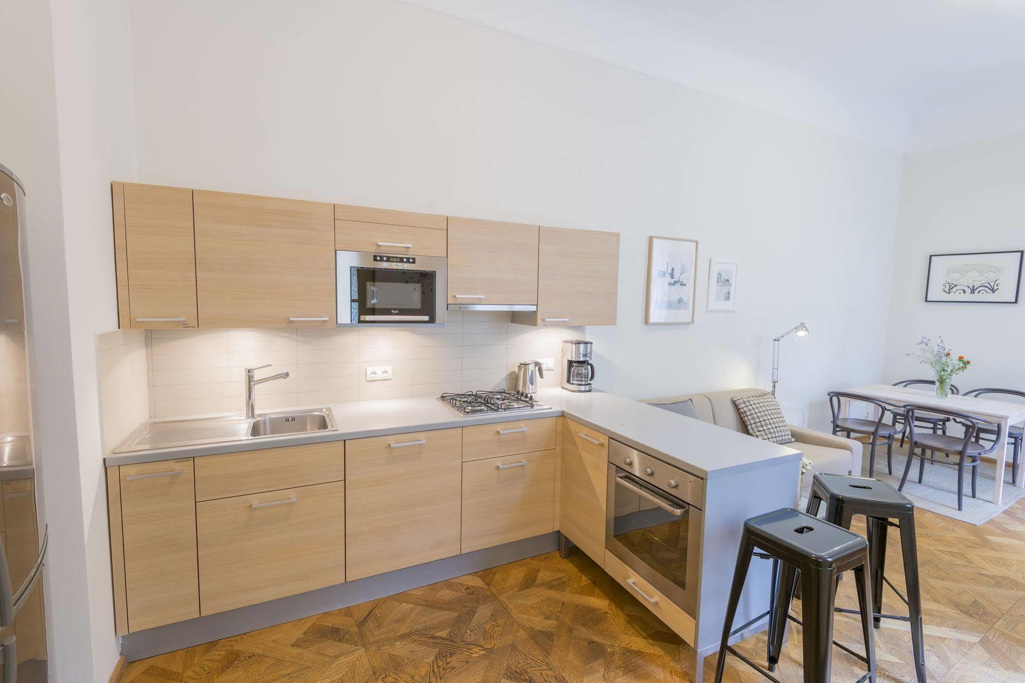 Bohemia Apartments Prague Centre Екстериор снимка