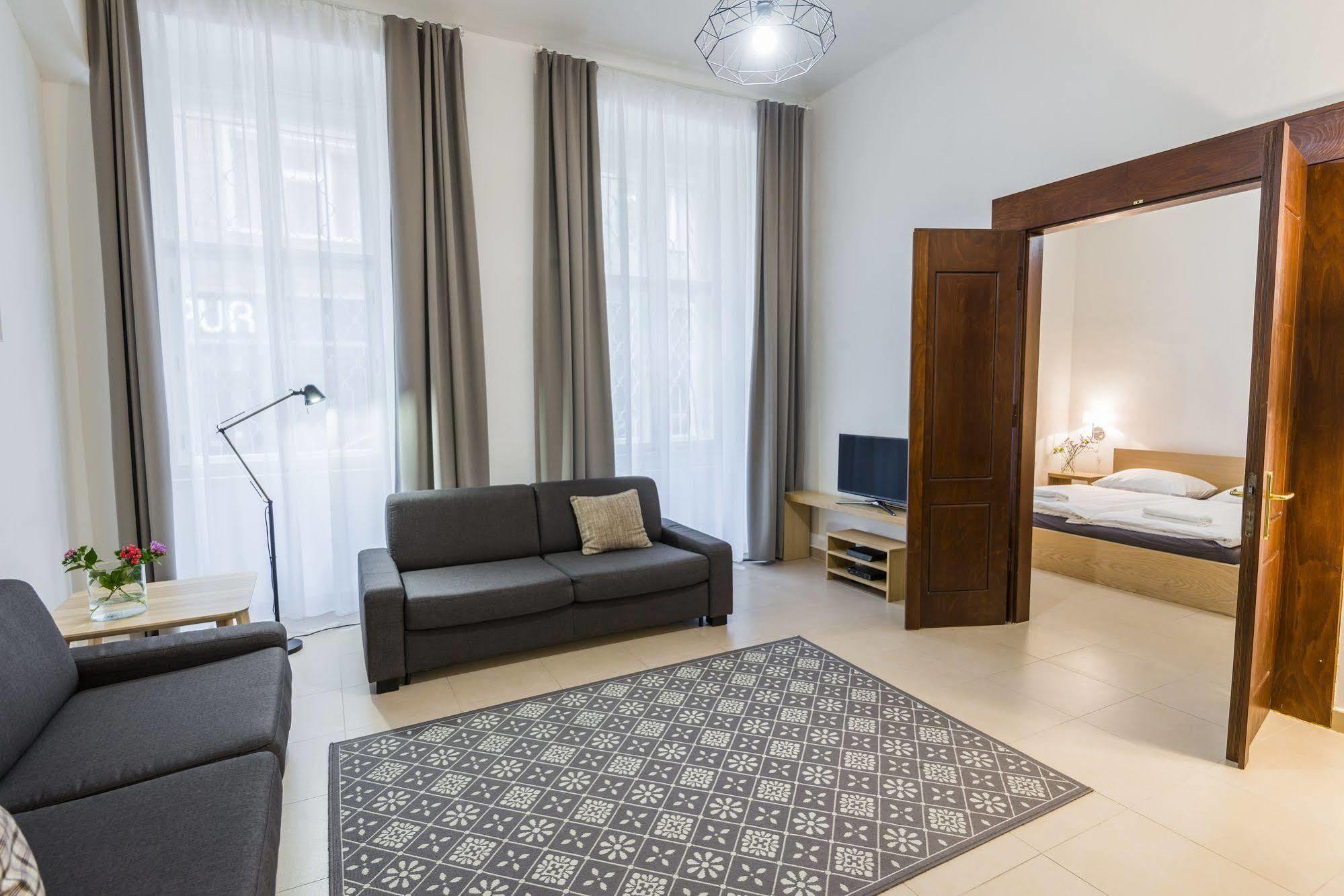 Bohemia Apartments Prague Centre Екстериор снимка
